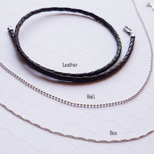 Load image into Gallery viewer, Chunky sterling bar necklace
