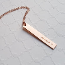 Load image into Gallery viewer, vertical rose gold name bar necklace
